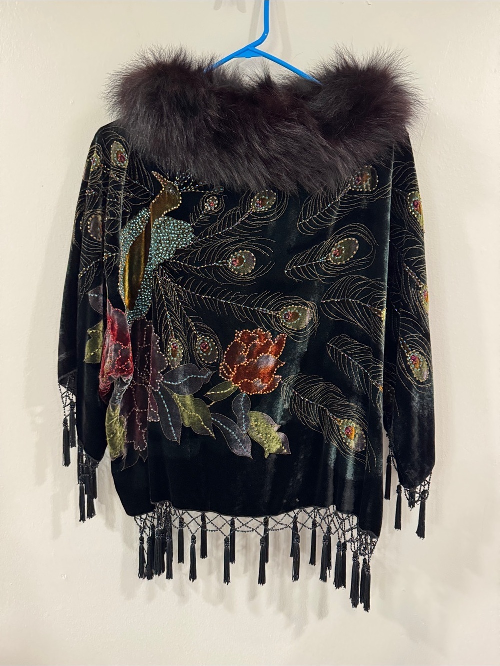 Vintage Johanna Velvet Embroidered Peacock Floral Sweater with Fur Collar tassel